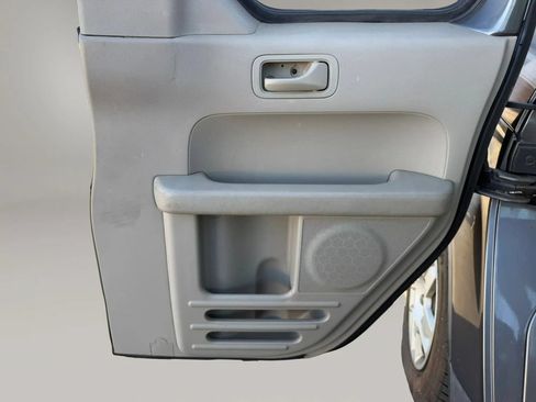 Used 2010 Honda Element LX image 17