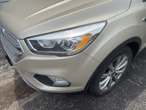 Used 2017 Ford Escape Titanium FWD image 22