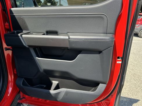 Used 2022 Ford F150 XLT w/ Equipment Group 302A High image 15