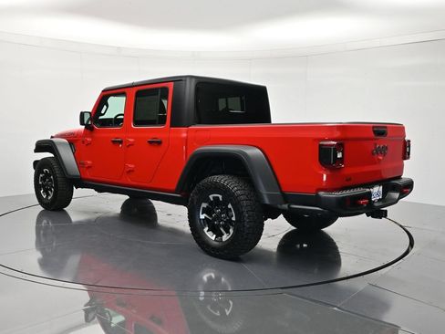 Used 2026 Jeep Gladiator Rubicon AWD/4WD image 7