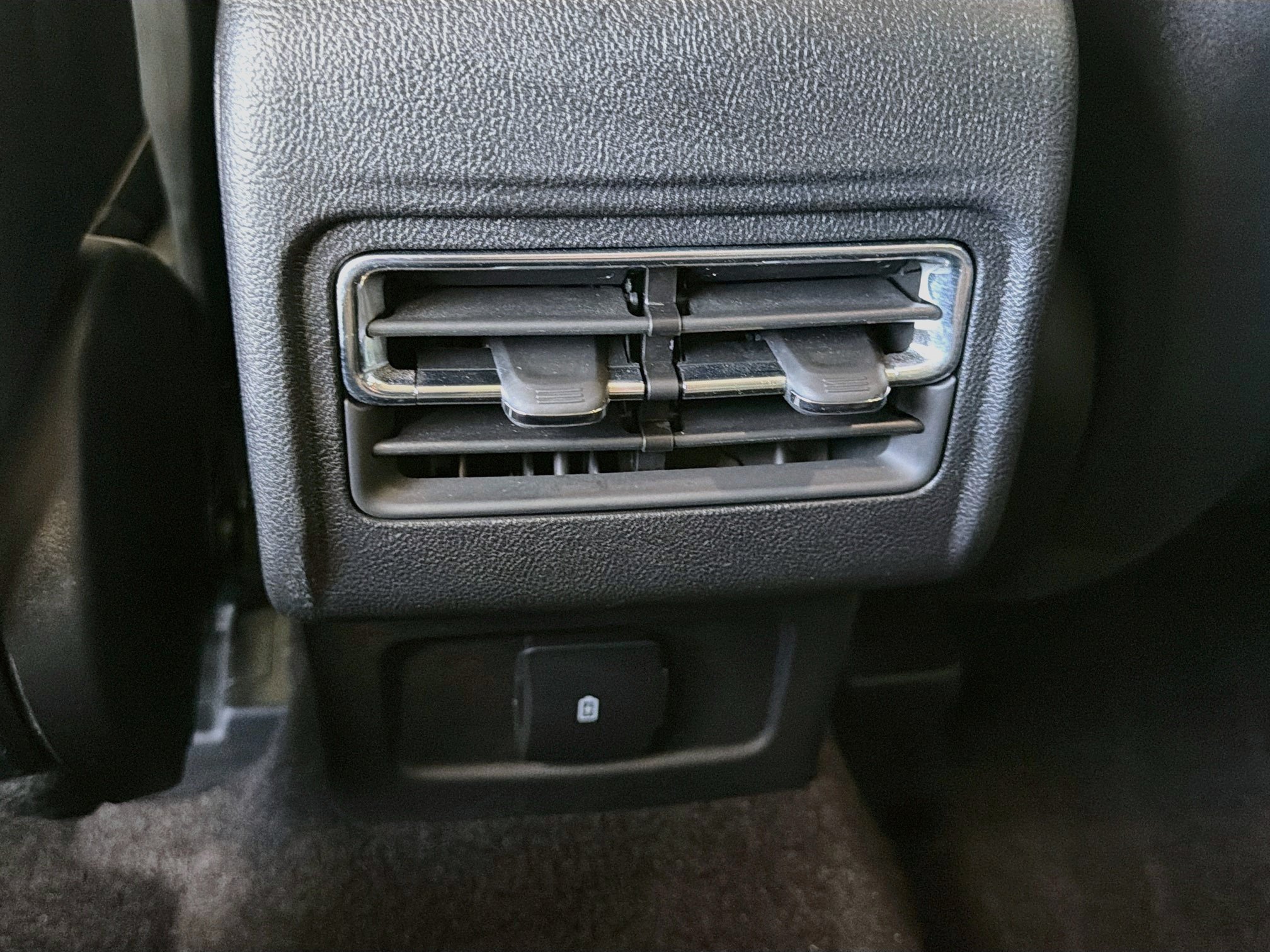 Certified 2023 Lincoln Corsair FWD image 24