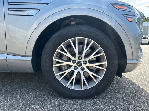 Used 2025 Genesis GV80 2.5T Standard AWD/4WD image 7