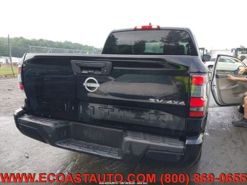 Used 2023 Nissan Frontier SV w/ Technology Package image 9