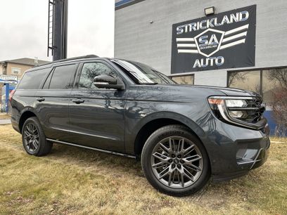 Used 2025 Ford Expedition Platinum w/ Stealth Appearance Package