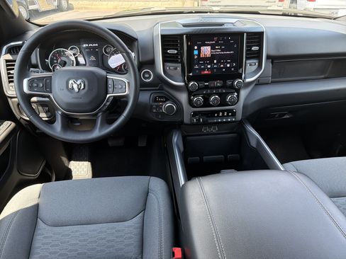 Used 2025 RAM 1500 Big Horn AWD/4WD image 27