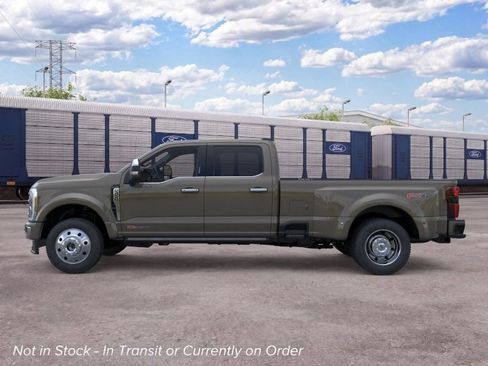 New 2026 Ford F450 Platinum w/ Platinum Plus Package AWD/4WD image 3
