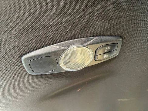 Used 2017 Ford Explorer XLT w/ Equipment Group 201A FWD image 26