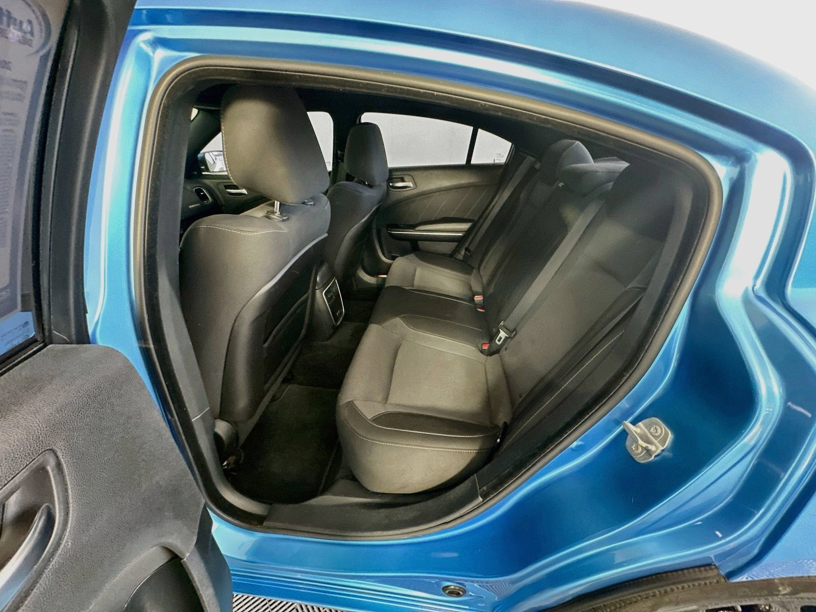 Used 2015 Dodge Charger R/T RWD image 21