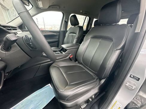 Used 2023 Jeep Grand Cherokee Limited AWD/4WD image 13
