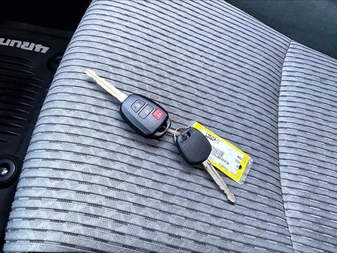 Certified 2020 Toyota 4Runner SR5 image 15