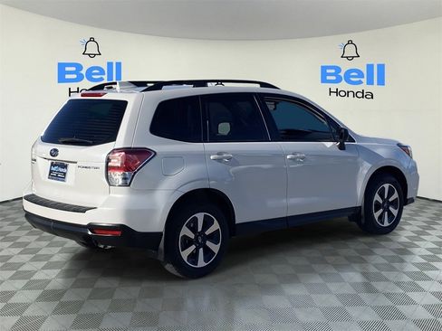 Used 2018 Subaru Forester 2.5i w/ Alloy Wheel Package image 4