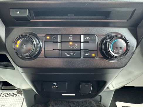 Used 2018 Ford F150 XLT image 22