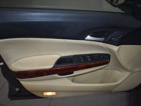 Used 2012 Honda Crosstour EX-L image 31