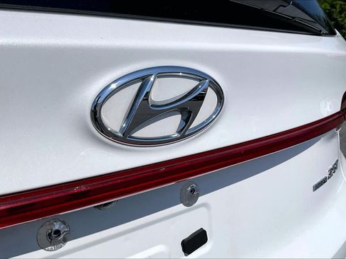 Used 2022 Hyundai Santa Fe Limited AWD/4WD image 31