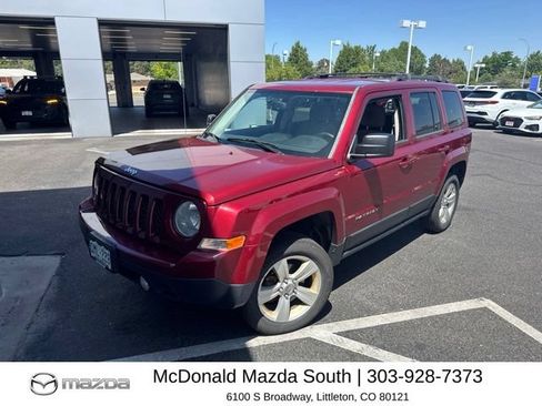 Used 2015 Jeep Patriot Latitude AWD/4WD image 2