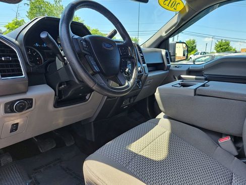 Used 2015 Ford F150 XLT w/ Equipment Group 301A Mid RWD image 7
