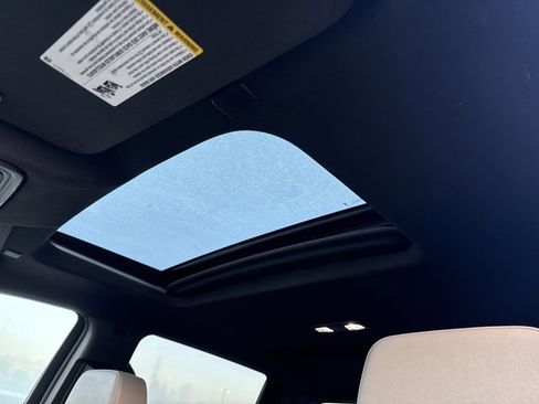 Used 2025 Chevrolet Silverado 1500 LTZ image 25