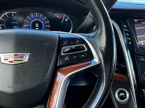Used 2016 Cadillac Escalade ESV Luxury AWD/4WD image 14