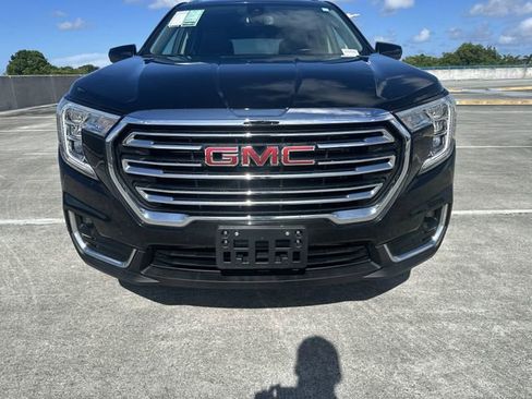 Used 2024 GMC Terrain SLT AWD/4WD image 18