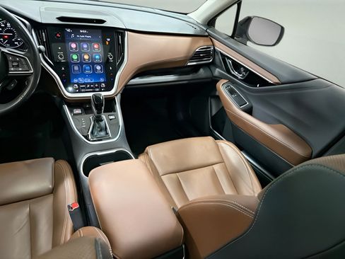 Used 2022 Subaru Outback Touring XT AWD/4WD image 29