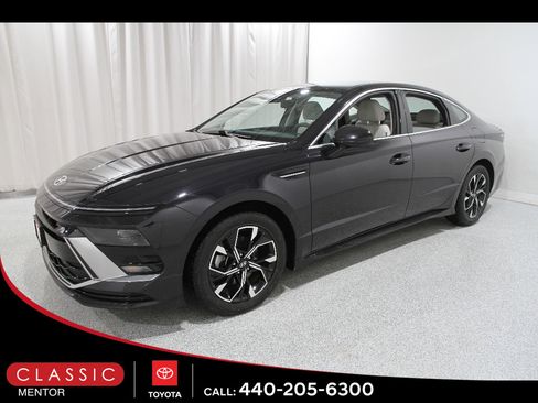 Used 2024 Hyundai Sonata SEL image 3