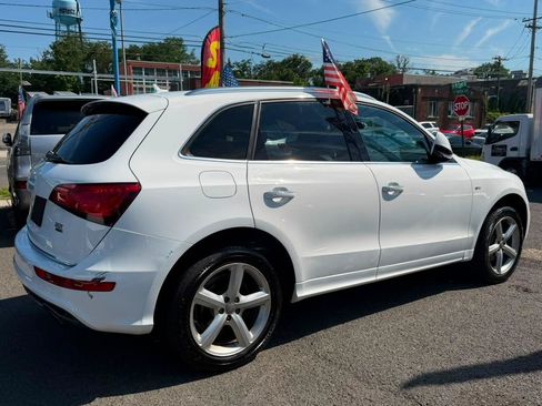 Used 2017 Audi Q5 2.0T Premium Plus w/ Technology Package AWD/4WD image 3