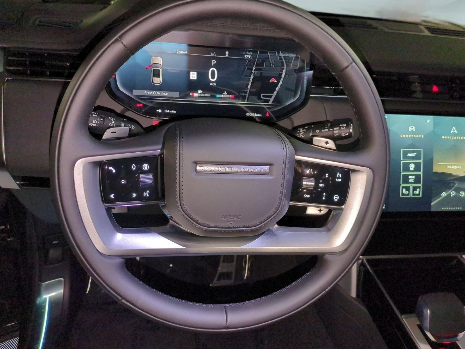 New 2026 Land Rover Range Rover Long Wheelbase SE AWD/4WD image 17