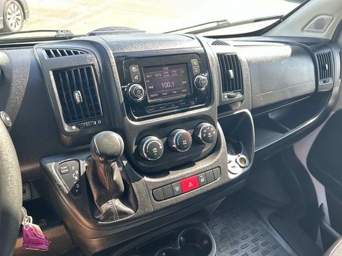 Used 2021 RAM ProMaster 2500 FWD image 25