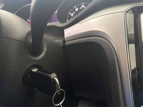 Used 2016 Volkswagen Passat 1.8T S image 27