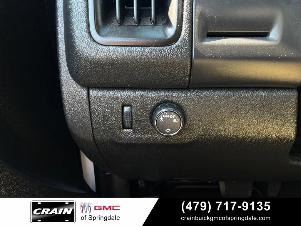 Used 2022 Chevrolet Colorado LT w/ Fleet Safety Package RWD image 13