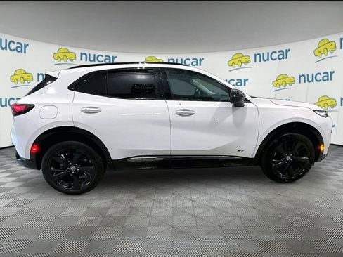 Used 2025 Buick Envision Sport Touring AWD/4WD image 9