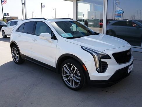 Used 2022 Cadillac XT4 Sport AWD/4WD image 35
