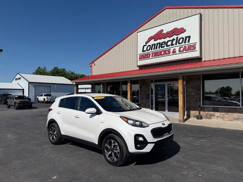 Used 2022 Kia Sportage LX AWD/4WD image 1