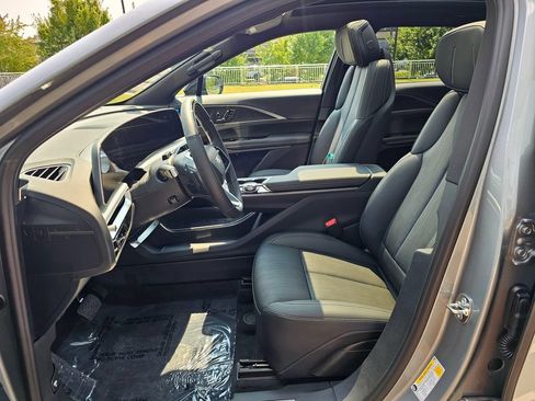 New 2026 Cadillac Lyriq Sport AWD/4WD image 20