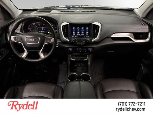 Used 2024 GMC Terrain SLT w/ Tech Package AWD/4WD image 12
