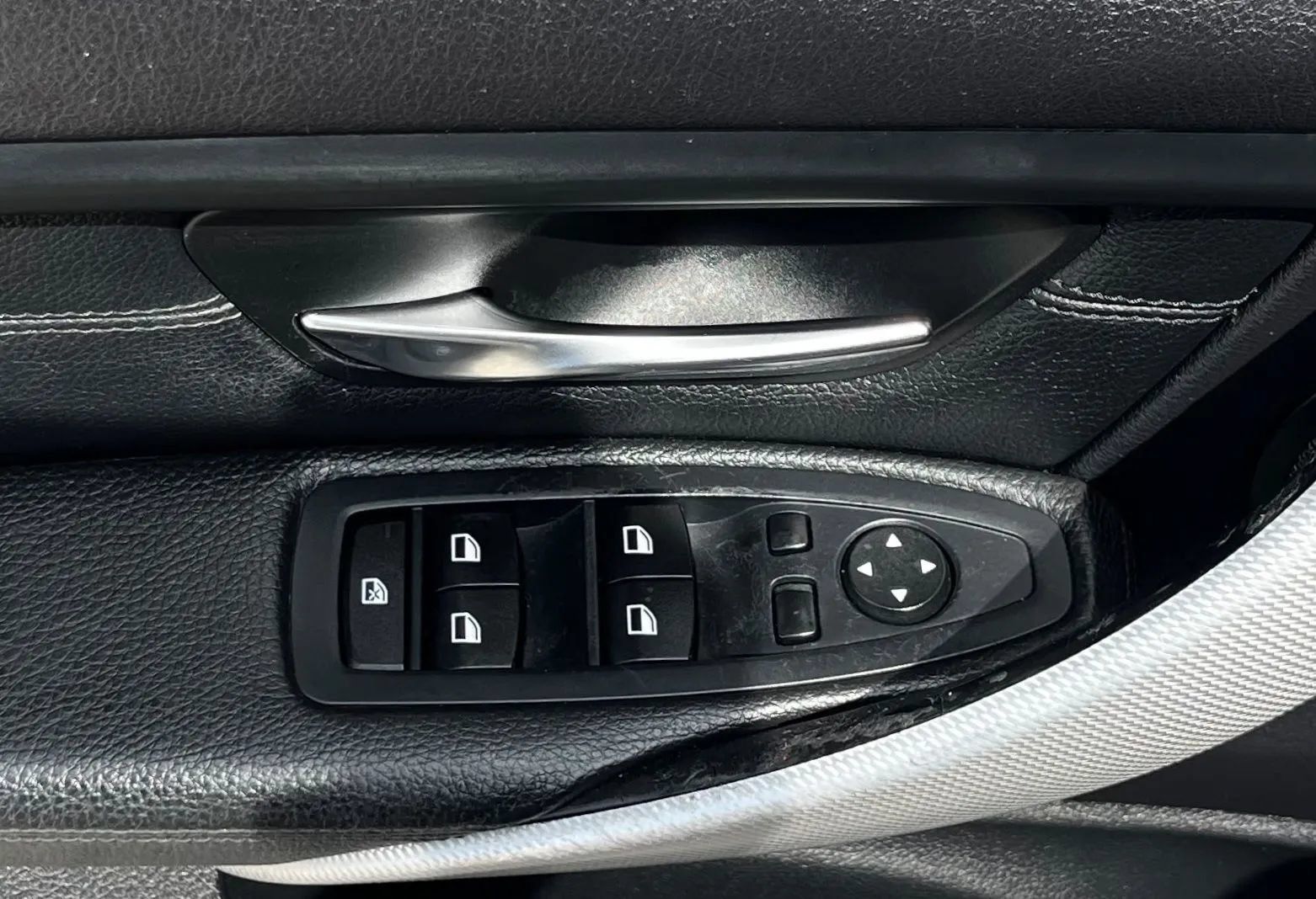 Used 2015 BMW 335i xDrive Sedan AWD/4WD image 18