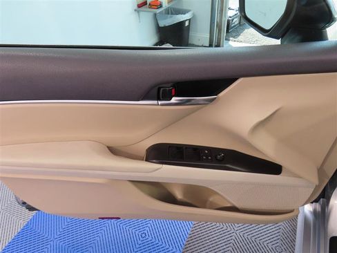Used 2023 Toyota Camry LE FWD image 15