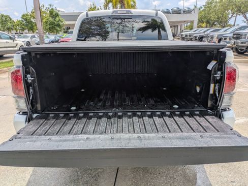 Used 2023 Toyota Tacoma TRD Sport AWD/4WD image 13