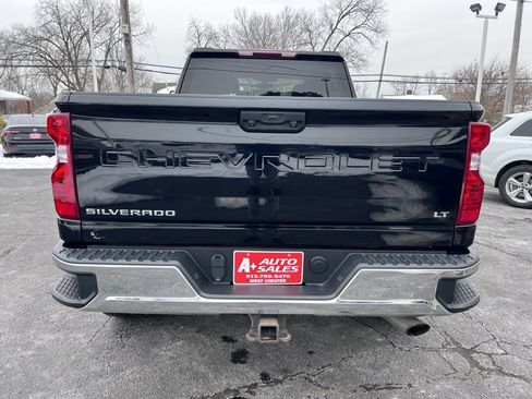 Used 2022 Chevrolet Silverado 2500 LT w/ Convenience Package image 10