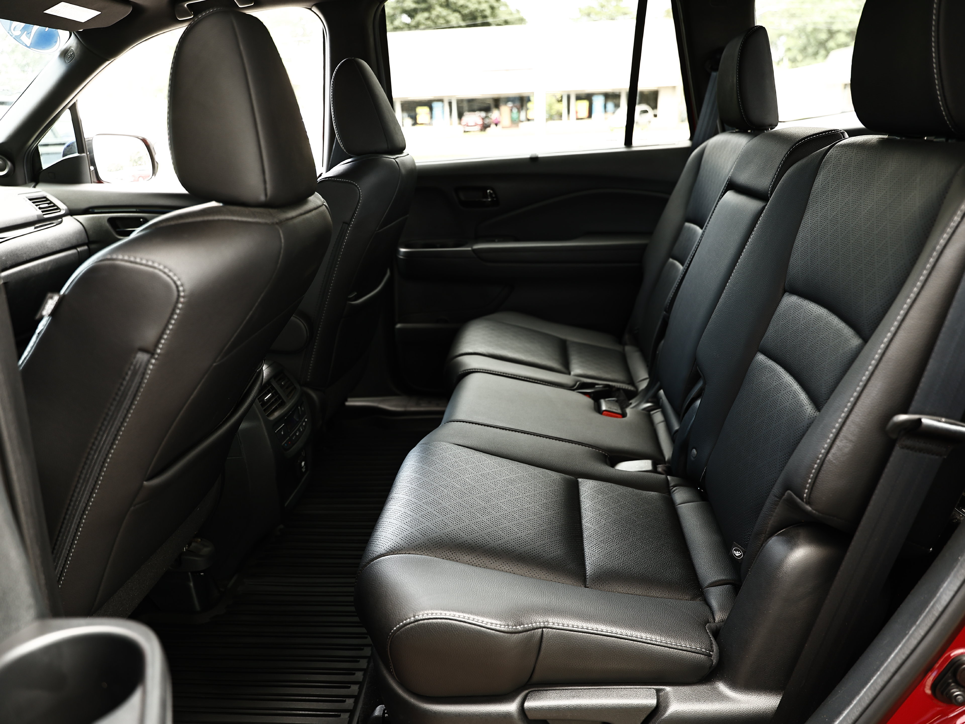 Used 2023 Honda Passport Elite image 28