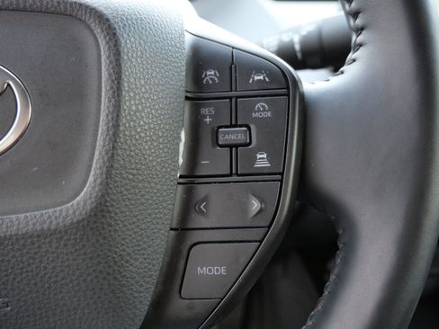 Certified 2024 Toyota Prius LE image 29