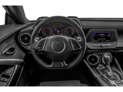 Used 2021 Chevrolet Camaro LT w/ Technology Package RWD image 10