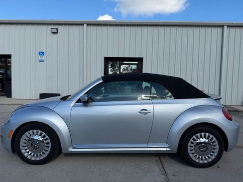 Used 2016 Volkswagen Beetle 1.8T SE image 2