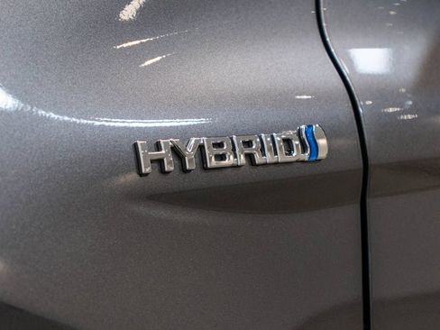 Certified 2020 Toyota Camry LE FWD image 13