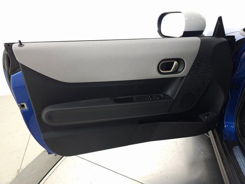 New 2025 MINI Cooper 2-Door Hardtop image 10