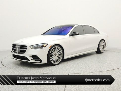 Used 2024 Mercedes-Benz S 580 4MATIC Sedan image 1