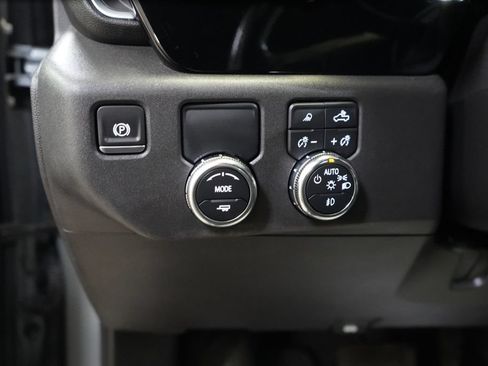 Used 2024 GMC Sierra 1500 SLT RWD image 36