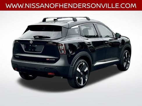 New 2026 Nissan Kicks SR w/ Cold Weather Package AWD/4WD image 18