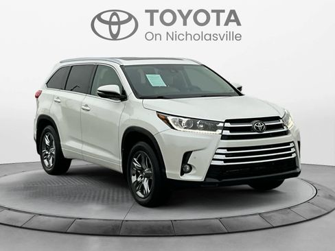 Used 2019 Toyota Highlander Limited Platinum image 8