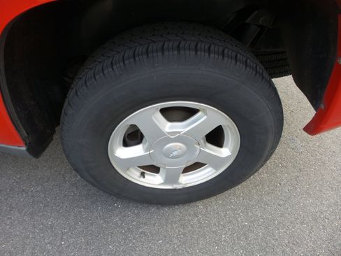 Used 2002 Chevrolet TrailBlazer LS w/ Preferred Equipment Group image 47